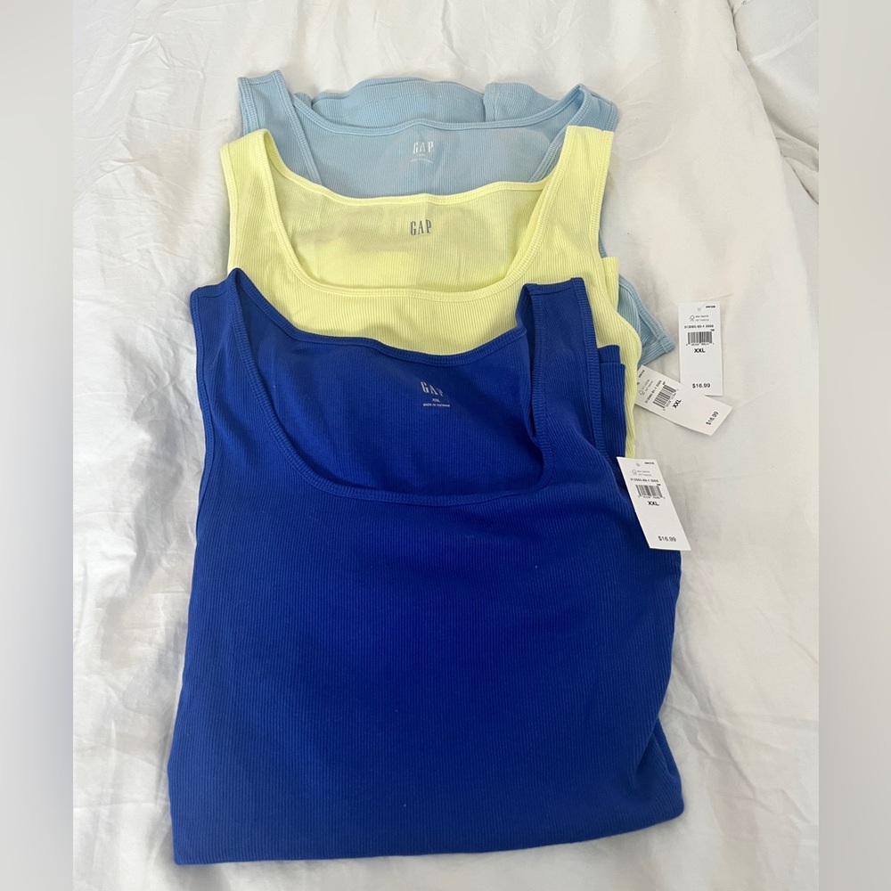 NWT XXL 3 GAP Women's  ribbed Tank Tops - Blue, Yellow, Light Blue  sold as lot